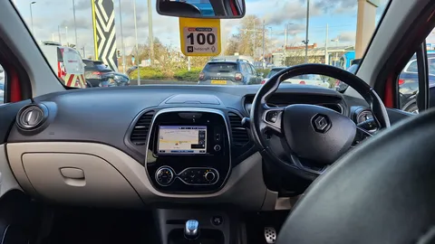 HV18WGN Renault Captur 1.5 dCi 90 Signature X Nav 5dr Thumbnail #28