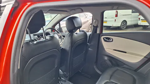 HV18WGN Renault Captur 1.5 dCi 90 Signature X Nav 5dr Thumbnail #32