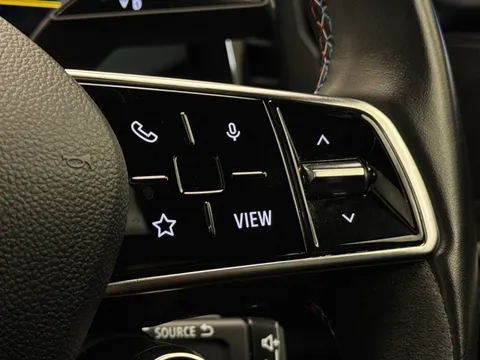 10 of 36 for Renault Austral E-Tech FHEV Techno Esprit Alpine 5dr Auto