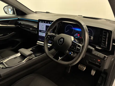 30 of 36 for Renault Austral E-Tech FHEV Techno Esprit Alpine 5dr Auto