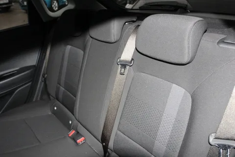 DF74HFJ Hyundai i20 1.0T GDi Premium 5dr DCT Thumbnail #15