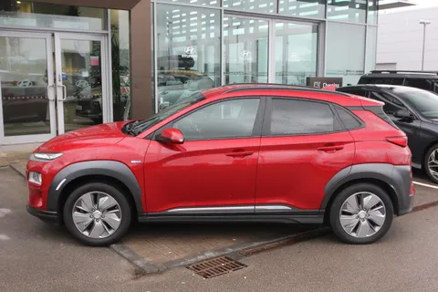 6 of 39 for Hyundai Kona 150kW Premium SE 64kWh 5dr Auto