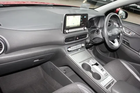 12 of 39 for Hyundai Kona 150kW Premium SE 64kWh 5dr Auto