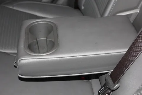 17 of 39 for Hyundai Kona 150kW Premium SE 64kWh 5dr Auto