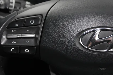 24 of 39 for Hyundai Kona 150kW Premium SE 64kWh 5dr Auto