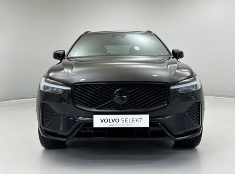 DU75XON Volvo XC60 2.0 B5P Plus Black Edition 5dr AWD Geartronic Thumbnail #4