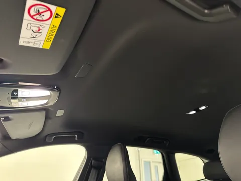 DU75XON Volvo XC60 2.0 B5P Plus Black Edition 5dr AWD Geartronic Thumbnail #16