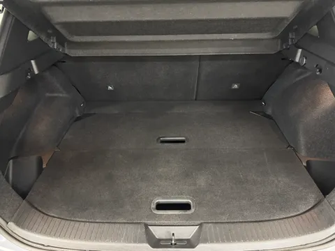 KY22ZCJ Nissan Qashqai 1.3 DiG-T MH N-Connecta 5dr Thumbnail #11