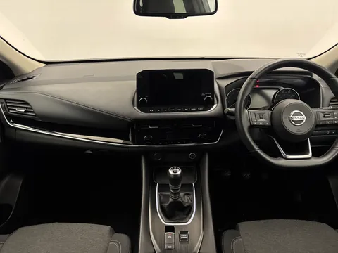 KY22ZCJ Nissan Qashqai 1.3 DiG-T MH N-Connecta 5dr Thumbnail #3