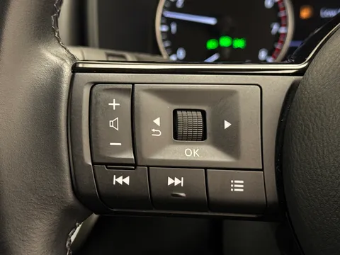 KY22ZCJ Nissan Qashqai 1.3 DiG-T MH N-Connecta 5dr Thumbnail #23