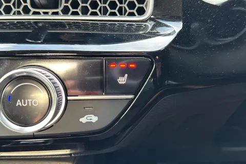 DA25KPG Honda Civic 2.0 eHEV Elegance 5dr CVT Thumbnail #18