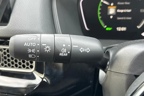 DA25KPG Honda Civic 2.0 eHEV Elegance 5dr CVT Thumbnail #22