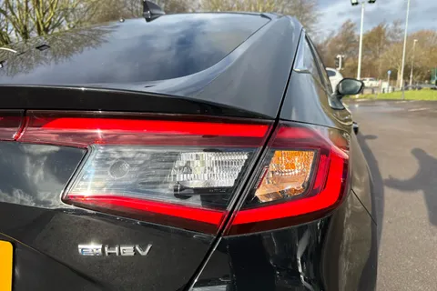 DA25KPG Honda Civic 2.0 eHEV Elegance 5dr CVT Thumbnail #30