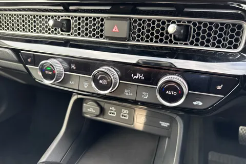 DA25KPG Honda Civic 2.0 eHEV Elegance 5dr CVT Thumbnail #39