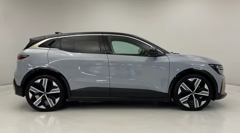 5 of 33 for Renault Megane E-Tech EV60 160kW Launch Edition 60kWh OC 5dr Auto