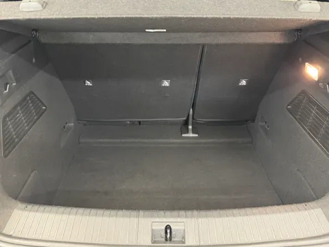 9 of 33 for Renault Megane E-Tech EV60 160kW Launch Edition 60kWh OC 5dr Auto