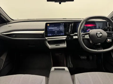 11 of 33 for Renault Megane E-Tech EV60 160kW Launch Edition 60kWh OC 5dr Auto