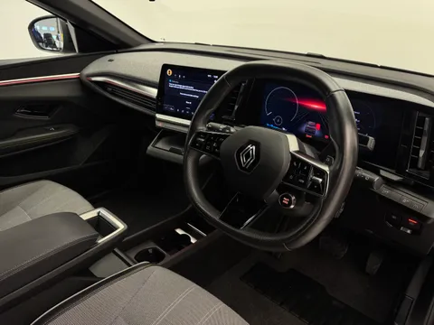 19 of 33 for Renault Megane E-Tech EV60 160kW Launch Edition 60kWh OC 5dr Auto