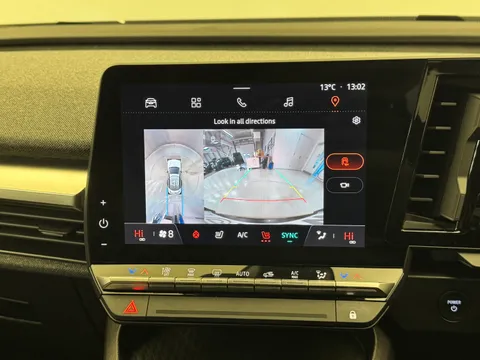 24 of 33 for Renault Megane E-Tech EV60 160kW Launch Edition 60kWh OC 5dr Auto