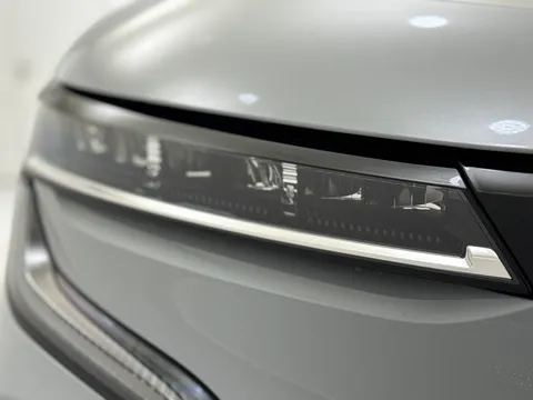 32 of 33 for Renault Megane E-Tech EV60 160kW Launch Edition 60kWh OC 5dr Auto