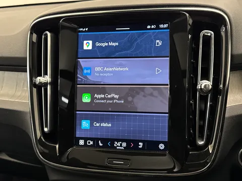 RV74FPX Volvo XC40 2.0 B4P Ultra Dark 5dr Auto Thumbnail #26