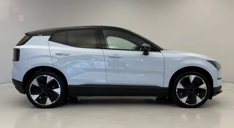 DU24ZXA Volvo Ex30 200kW SM Extended Range Ultra 69kWh 5dr Auto Thumbnail #6