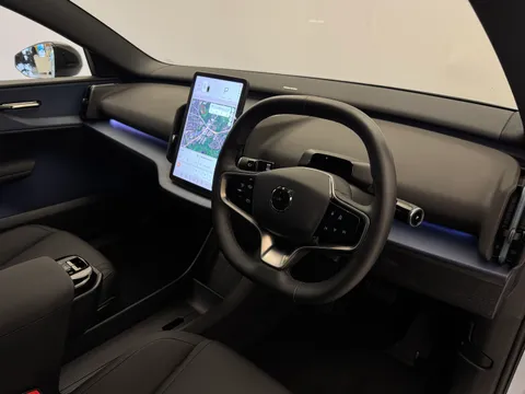 DU24ZXA Volvo Ex30 200kW SM Extended Range Ultra 69kWh 5dr Auto Thumbnail #20