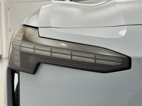 DU24ZXA Volvo Ex30 200kW SM Extended Range Ultra 69kWh 5dr Auto Thumbnail #37