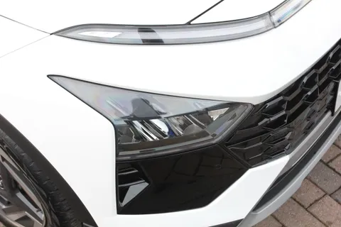 EA74BVV Hyundai Bayon 1.0 TGDi Ultimate 5dr DCT Thumbnail #4