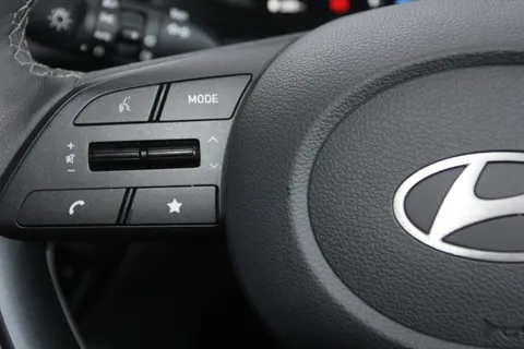 EA74BVV Hyundai Bayon 1.0 TGDi Ultimate 5dr DCT Thumbnail #21