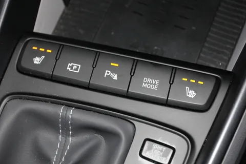 EA74BVV Hyundai Bayon 1.0 TGDi Ultimate 5dr DCT Thumbnail #26