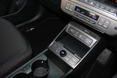 MD75NDF Hyundai Kona 1.6 Hybrid 129 N Line 5dr DCT Thumbnail #26