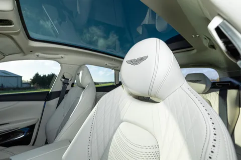 NJH1L Aston Martin Dbx V8 DBX707 5dr Touchtronic Thumbnail #34