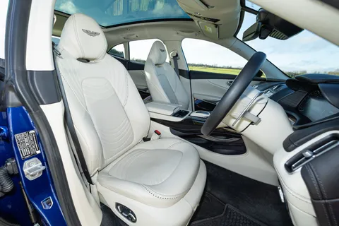 NJH1L Aston Martin Dbx V8 DBX707 5dr Touchtronic Thumbnail #36