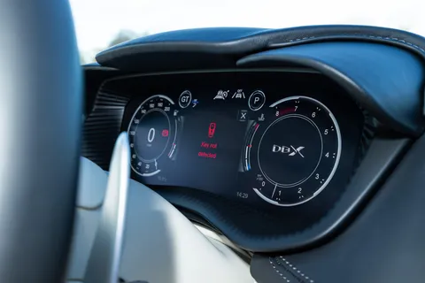 NJH1L Aston Martin Dbx V8 DBX707 5dr Touchtronic Thumbnail #38