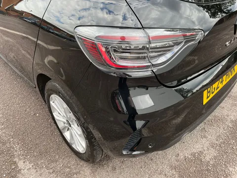 BG24HNK Renault Clio 1.0 TCe 90 Evolution 5dr Thumbnail #18