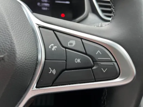 BG24HNK Renault Clio 1.0 TCe 90 Evolution 5dr Thumbnail #24