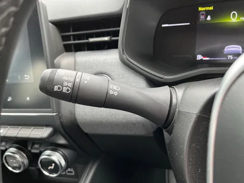 BG24HNK Renault Clio 1.0 TCe 90 Evolution 5dr Thumbnail #25