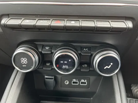 BG24HNK Renault Clio 1.0 TCe 90 Evolution 5dr Thumbnail #27