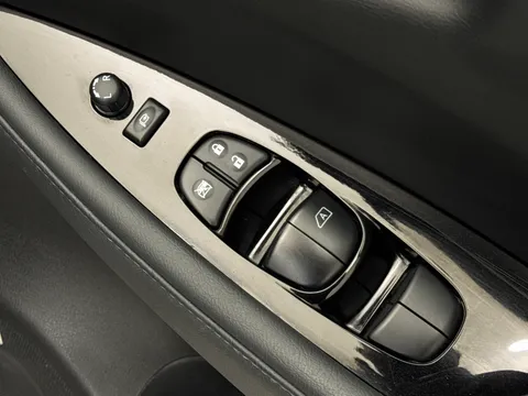 VE70OOJ Nissan LEAF 160kW e+ Tekna 62kWh 5dr Auto Thumbnail #20