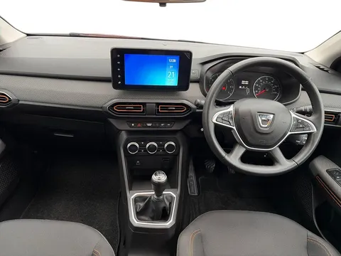 BT22HVS Dacia Sandero Stepway 1.0 TCe Prestige 5dr Thumbnail #11