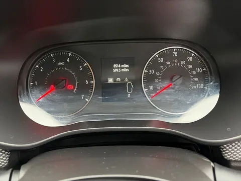 BT22HVS Dacia Sandero Stepway 1.0 TCe Prestige 5dr Thumbnail #12