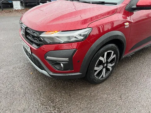 BT22HVS Dacia Sandero Stepway 1.0 TCe Prestige 5dr Thumbnail #14