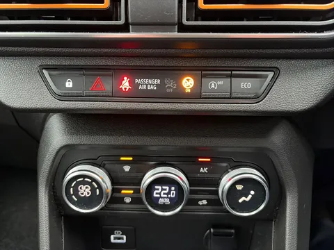 BT22HVS Dacia Sandero Stepway 1.0 TCe Prestige 5dr Thumbnail #28