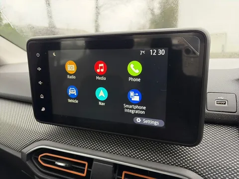 BT22HVS Dacia Sandero Stepway 1.0 TCe Prestige 5dr Thumbnail #29