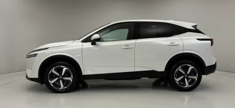 FY22UWW Nissan Qashqai 1.3 DiG-T MH N-Connecta 5dr Thumbnail #6