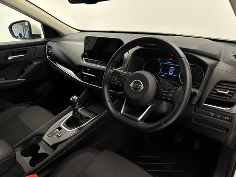 FY22UWW Nissan Qashqai 1.3 DiG-T MH N-Connecta 5dr Thumbnail #21