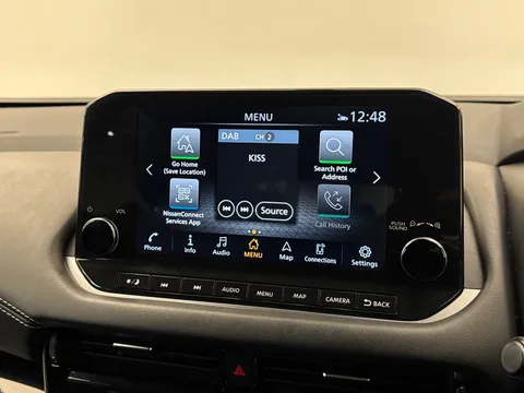FY22UWW Nissan Qashqai 1.3 DiG-T MH N-Connecta 5dr Thumbnail #24