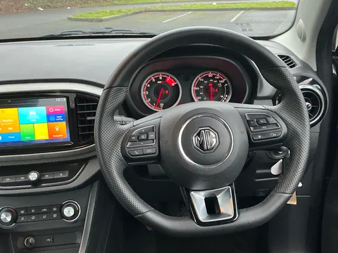 DK24XNT Mg Motor Uk Mg3 1.5 VTi-TECH Exclusive 5dr [Navigation] Thumbnail #13