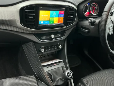 DK24XNT Mg Motor Uk Mg3 1.5 VTi-TECH Exclusive 5dr [Navigation] Thumbnail #22